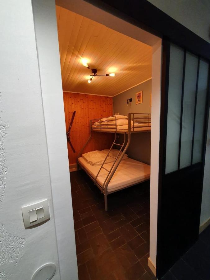 Les Ambrunes Châtel Exterior foto