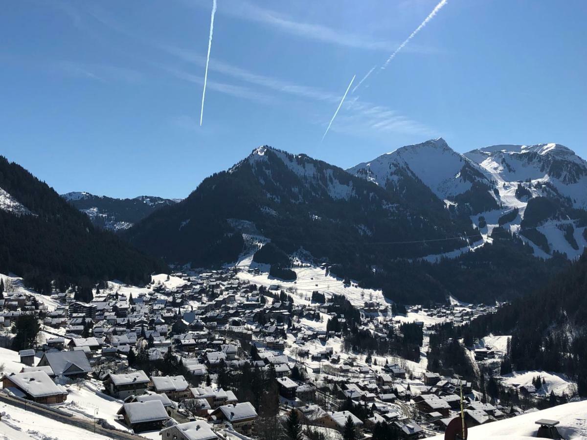 Les Ambrunes Châtel Exterior foto